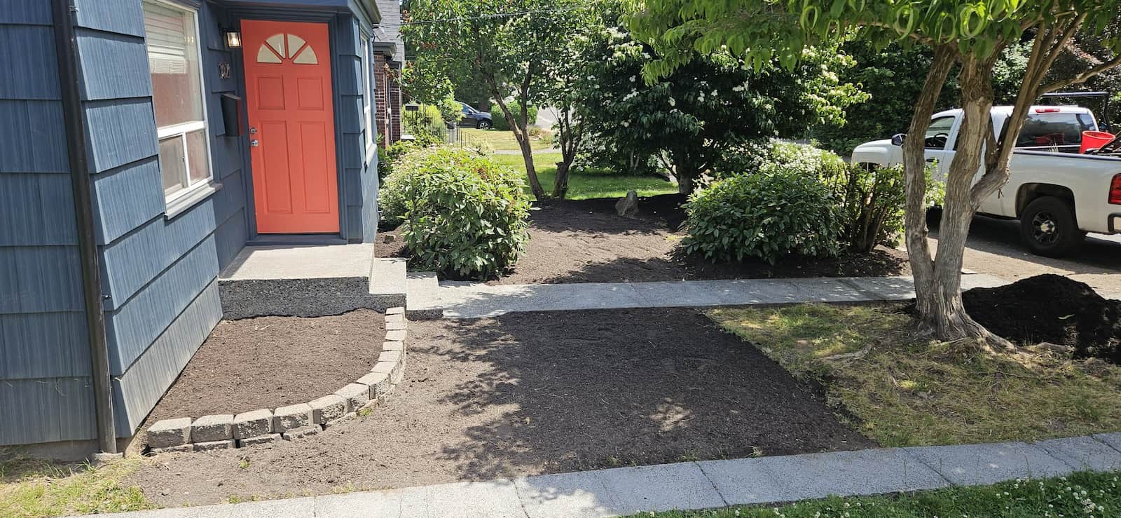 front yard during lawn stall